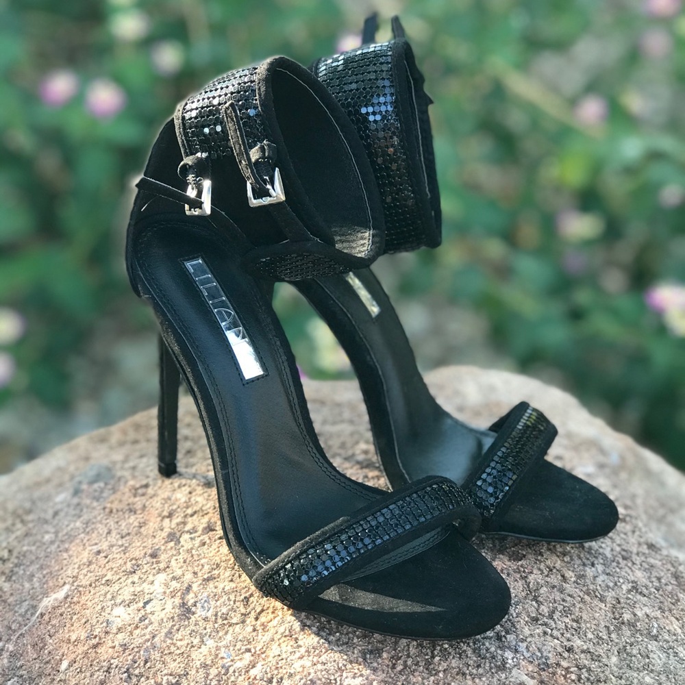 Ankle strap Sandals